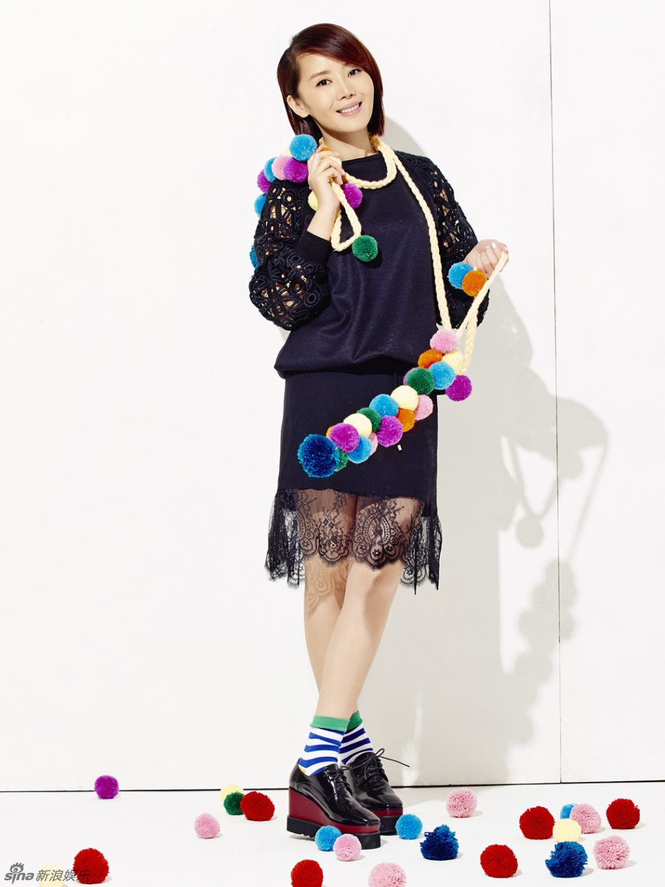 图片:车永莉新年写真曝光 优雅迷人不失俏皮 - 娱乐明星 - 黔南在线-黔南论坛