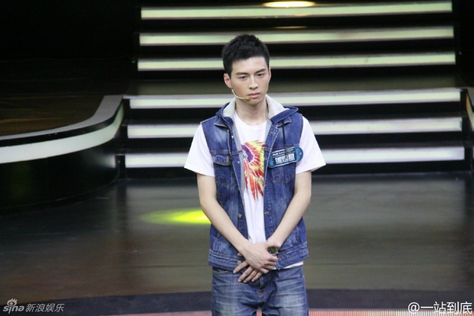 《一站到底》蒲熠星走红 校草侧颜似胡歌_扬子晚报网