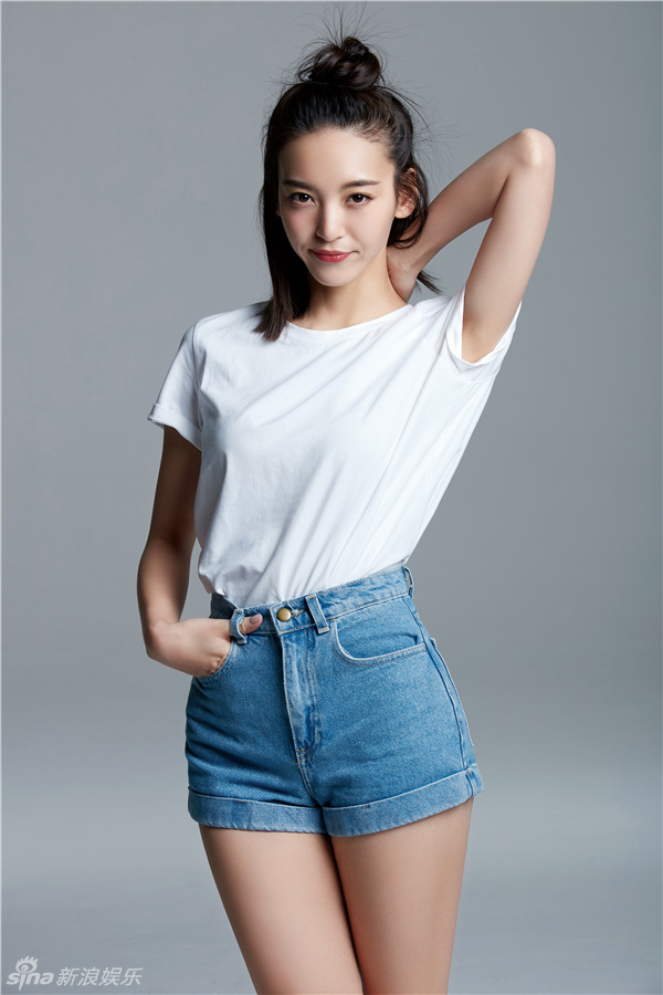 大眼鲜女尤靖茹