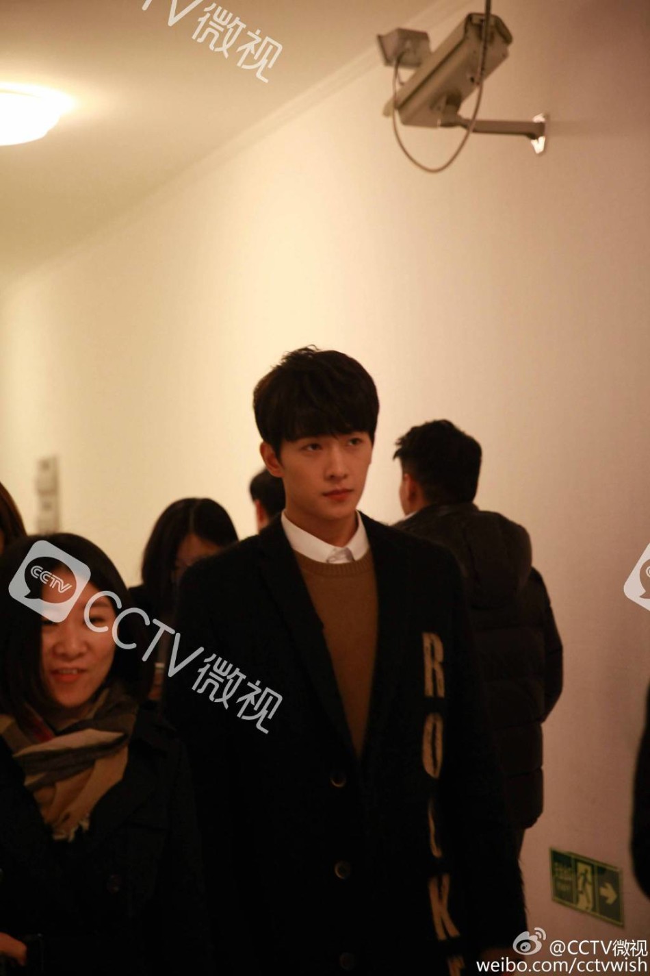 组图:春晚彩排杨洋等参加 胡歌牵手许茹芸替身