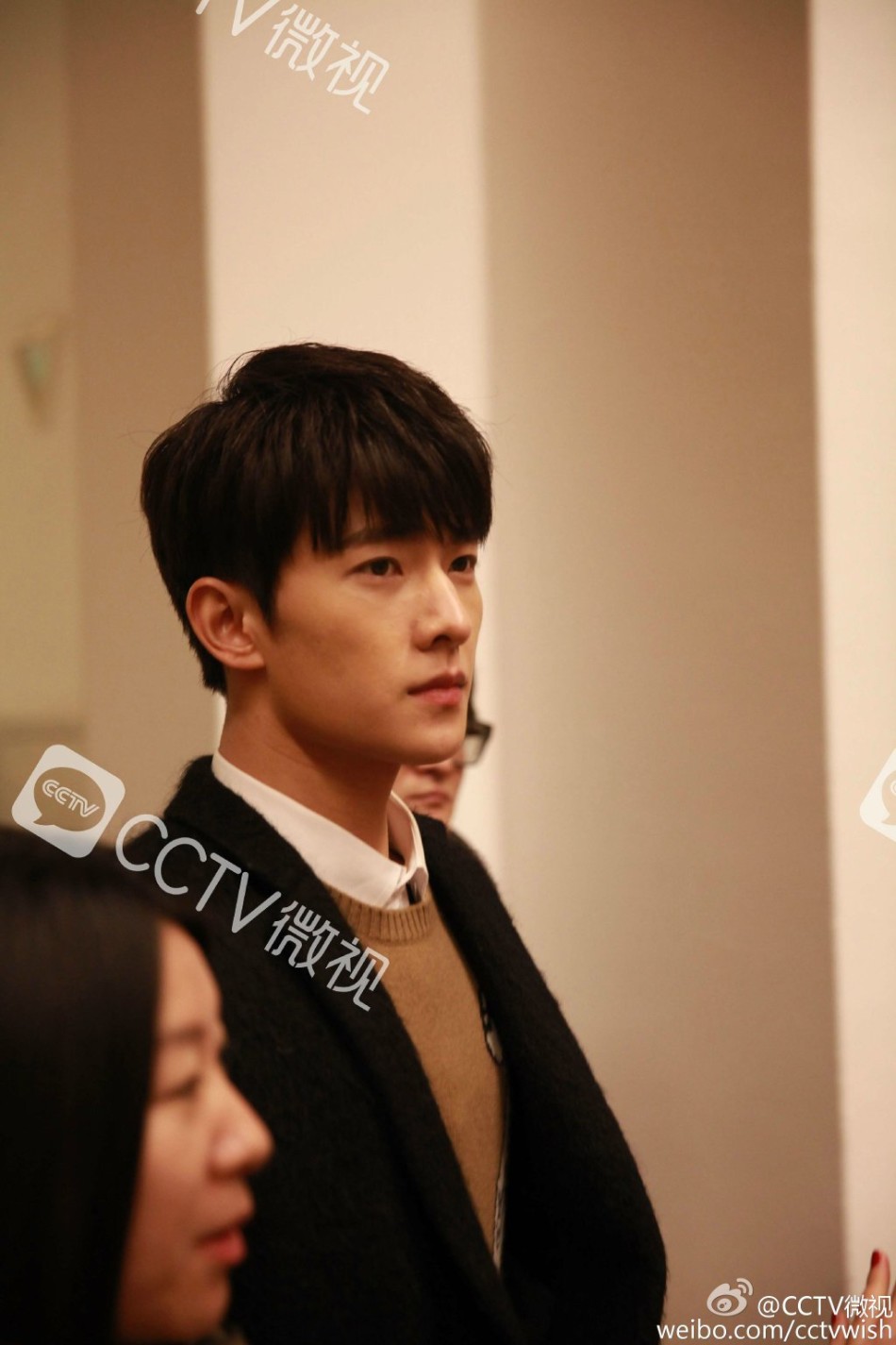 组图:春晚彩排杨洋等参加 胡歌牵手许茹芸替身