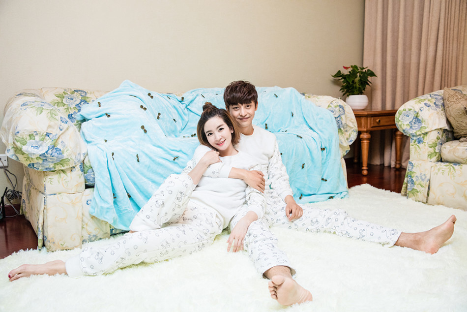 组图:李晟李佳航新婚睡衣趴 萌帅搞怪魅力难当 - 国内新闻 - 中国日报网