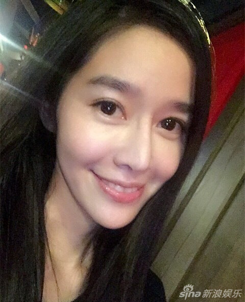 组图:《非诚》欢乐"吴彦祖"来袭 朱丹妮牵手_高清图集