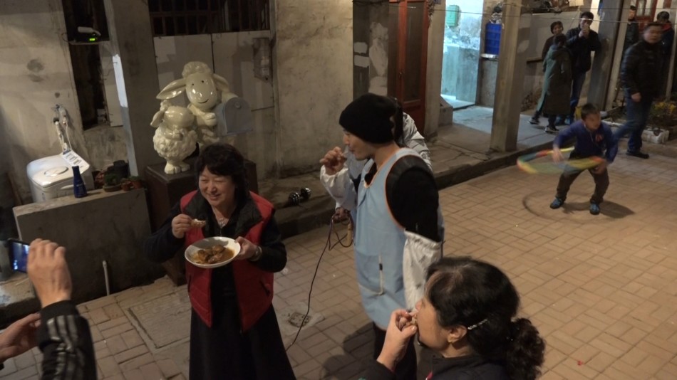 《旋风》黄晓明厨艺进步 自制鸡翅获好评