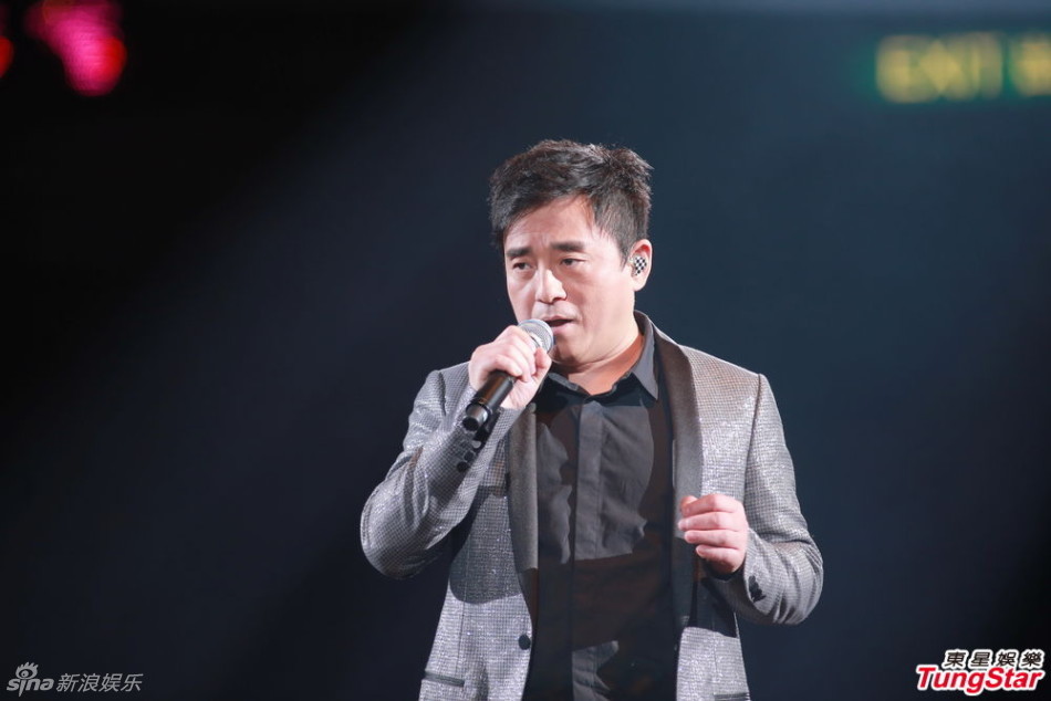 组图:汪明荃化身美人鱼 郑少秋唱抒情歌先自宫