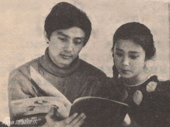 傅艺伟容留他人吸毒尿检阳性 刑事拘留