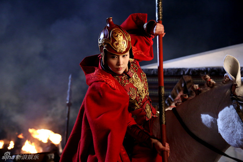 贾青在武神赵子龙里穿银白色铠甲甲的是第几集