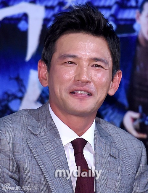 组图:韩影《哭声》试映 黄政民千禹熙新搭档