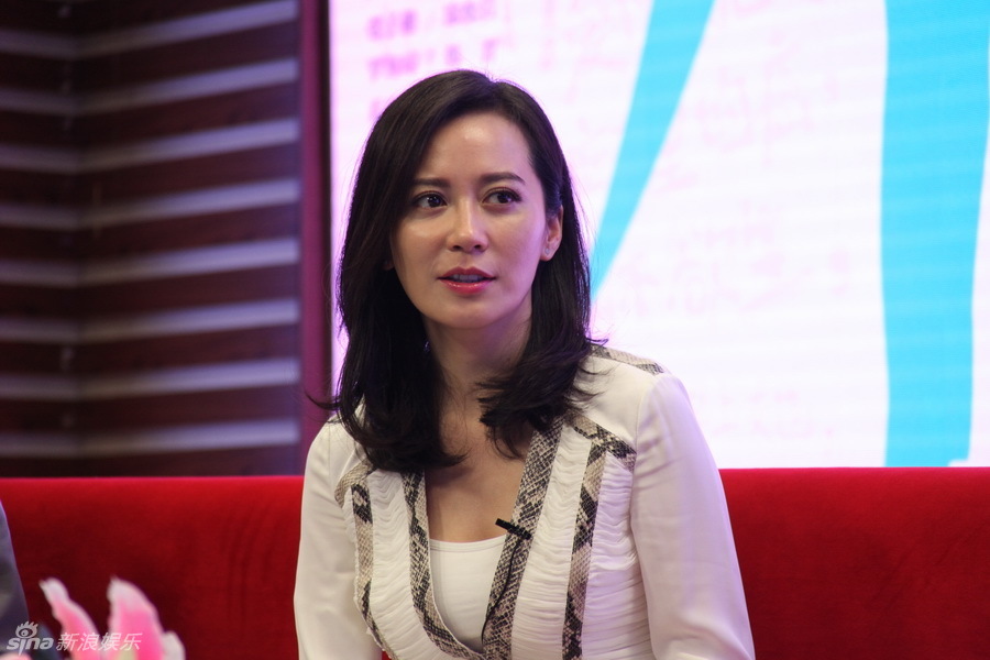 组图:俞飞鸿不老女神风韵十足 杨玏活泼逗趣_高清图集