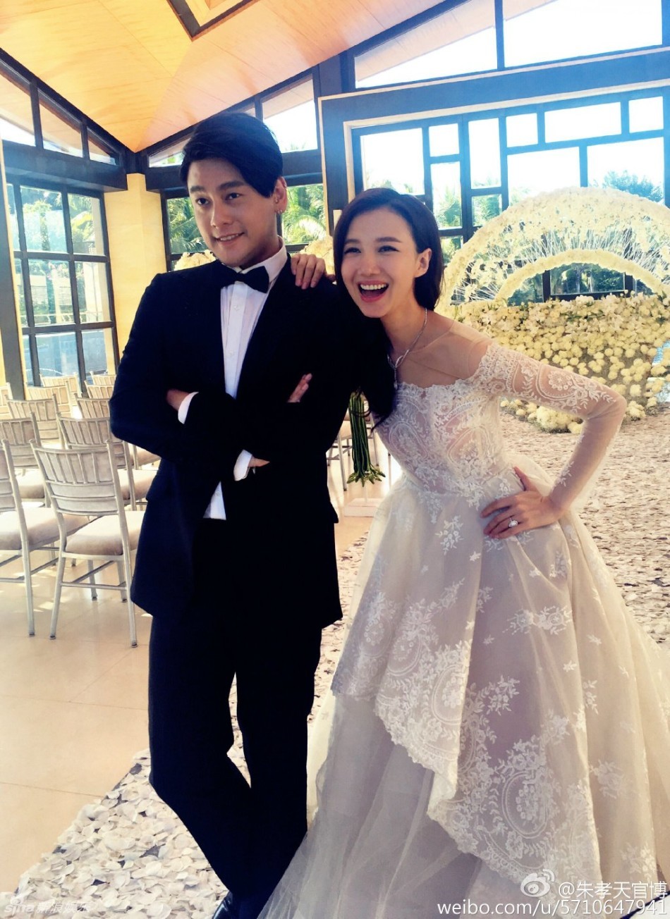 在日本拍婚纱_日本婚纱美女(2)