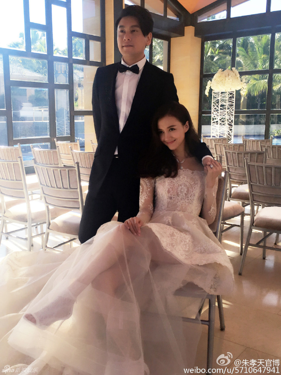 在日本拍婚纱_日本婚纱美女(3)