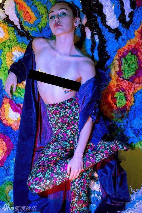 高能请捂眼!麦莉18禁全裸私密写真曝光(组图)