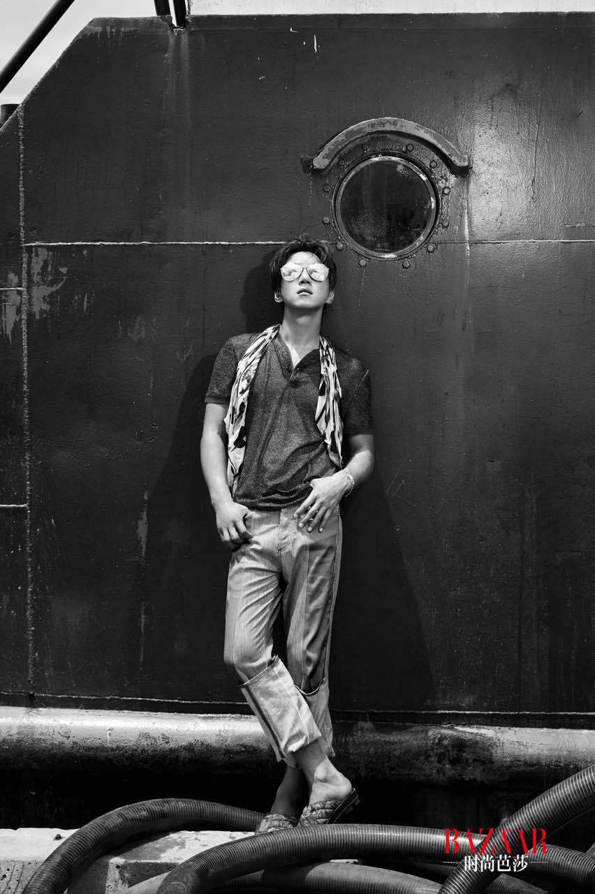 拍照怎么拍出肌肉感 704_1962636_789644.jpg