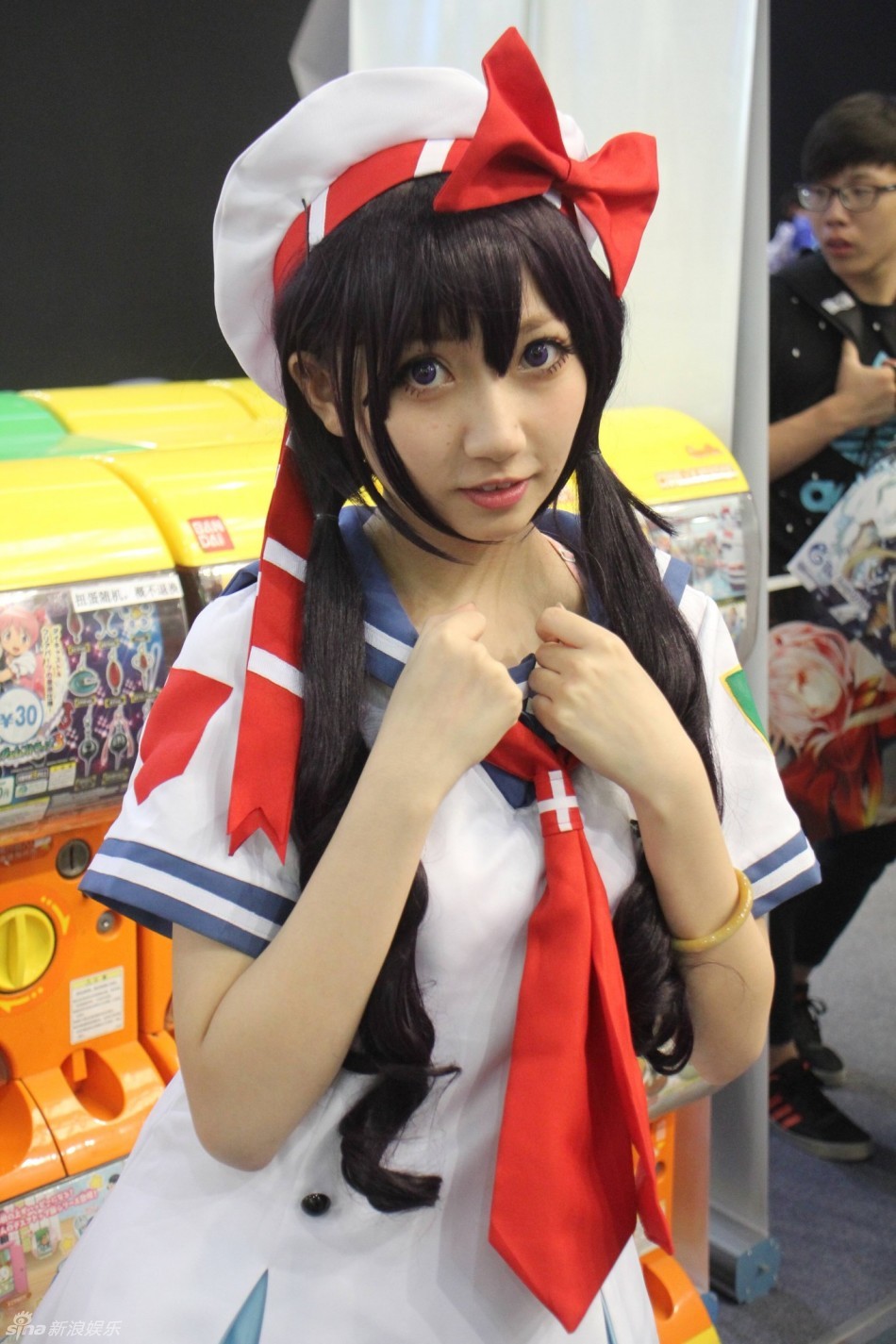 ccg动漫展二次元美少女汇聚 扮无辜卖萌