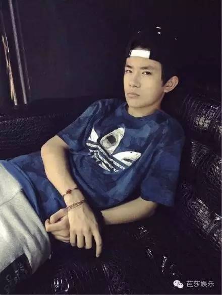 易烊千玺图片大全集 704_1965854_770268.jpg