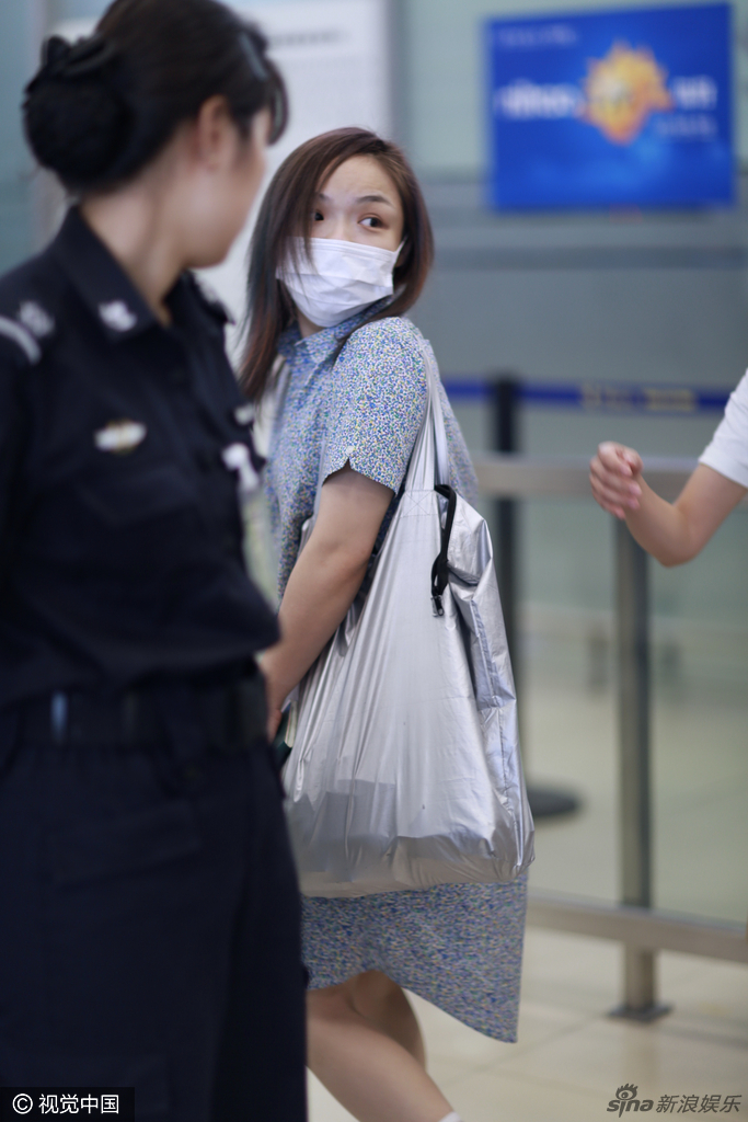 送路人口罩_路人戴口罩图片(2)