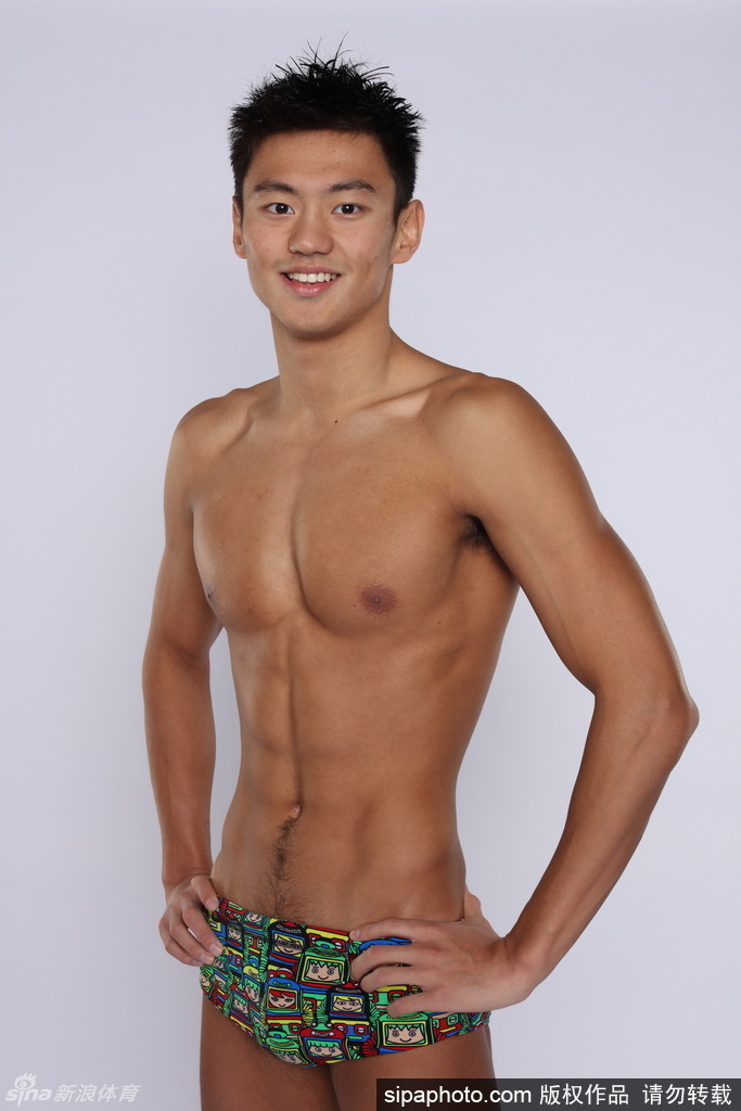 宁泽涛拍了呆萌奥运写真 健美胴体撩死大妈粉(图)