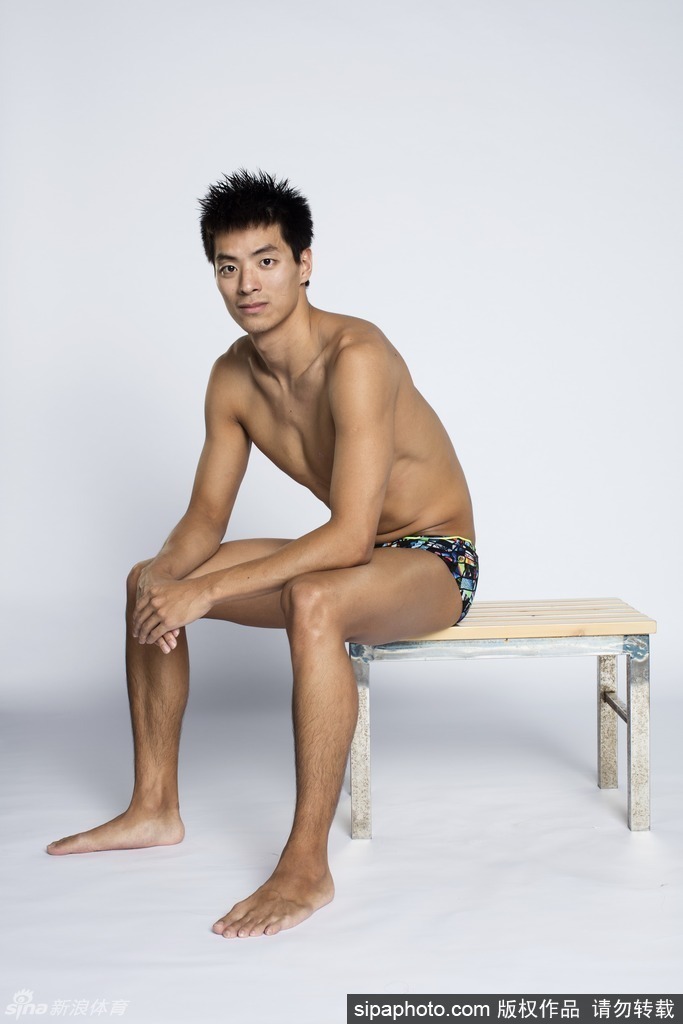 宁泽涛拍了呆萌奥运写真 健美胴体撩死大妈粉(图)