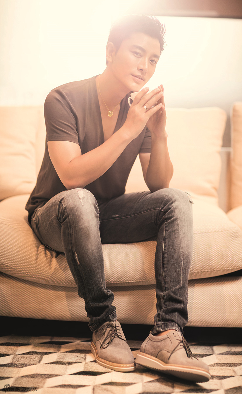 贾乃亮袒露“馨璐历程”-中国搜索江苏