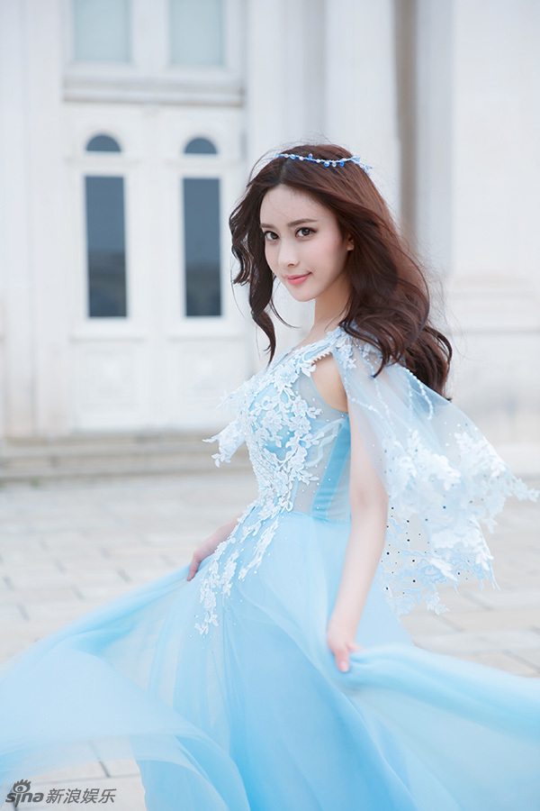 孟子义婚纱照_孟子义性感图片