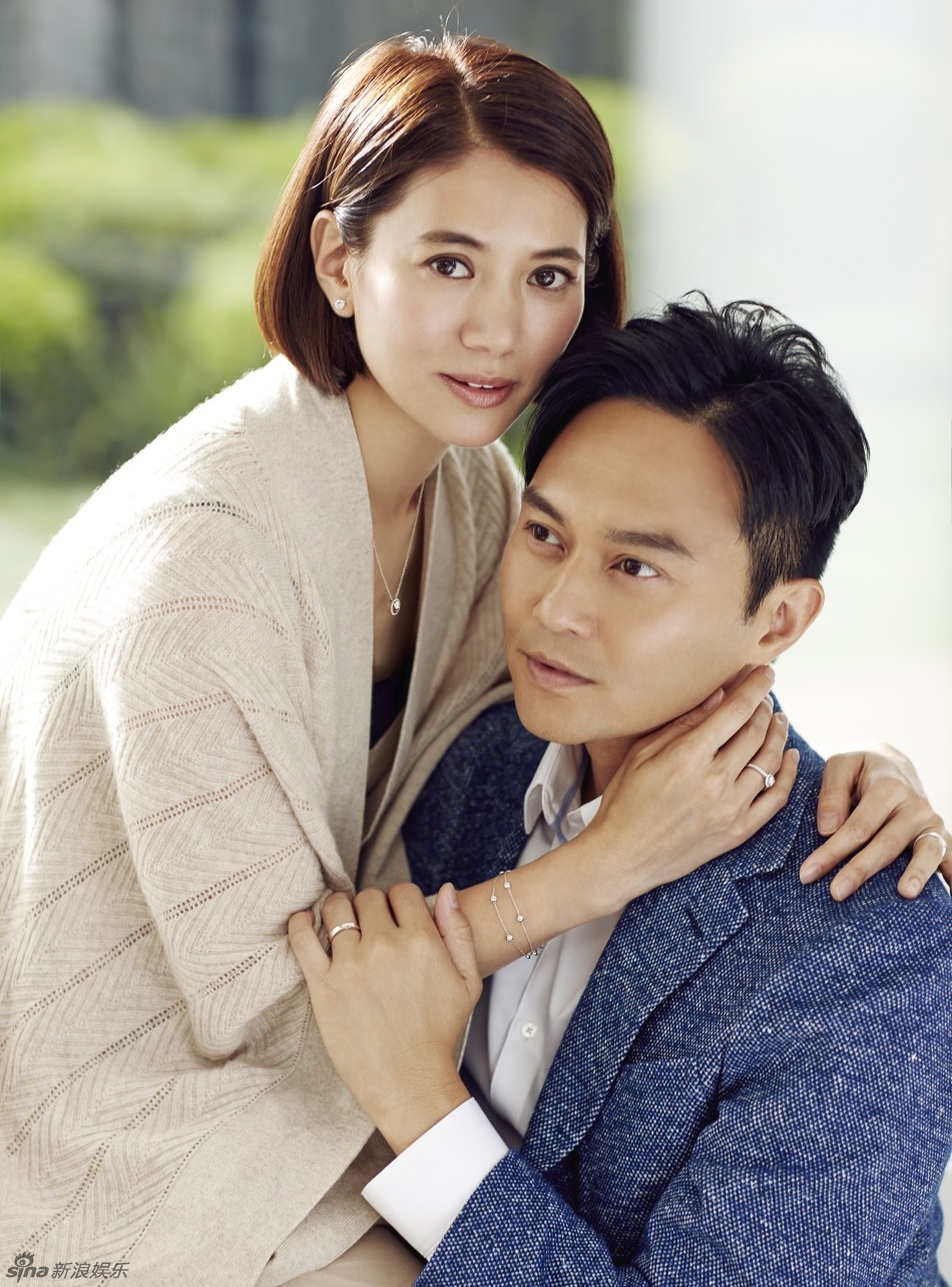 张智霖袁咏仪大片温馨浪漫 甜蜜相拥[7P]