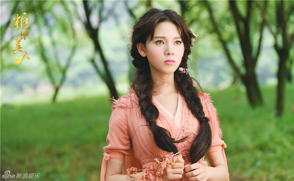 图片:《柜中美人》曝海报 胡冰卿陈瑶姐妹情深