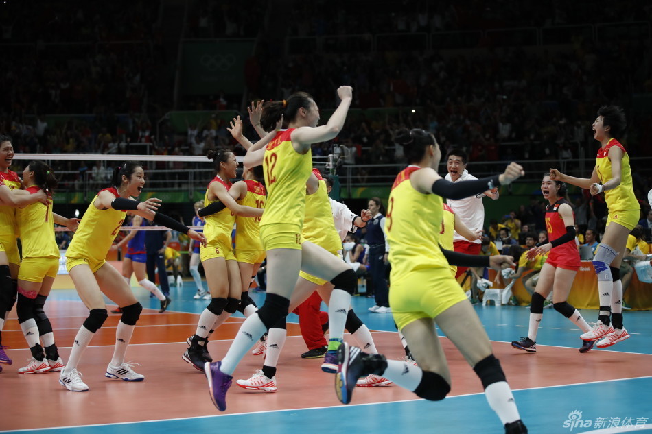 女排第一个冠军哪一年 704_1995805_836572.jpg