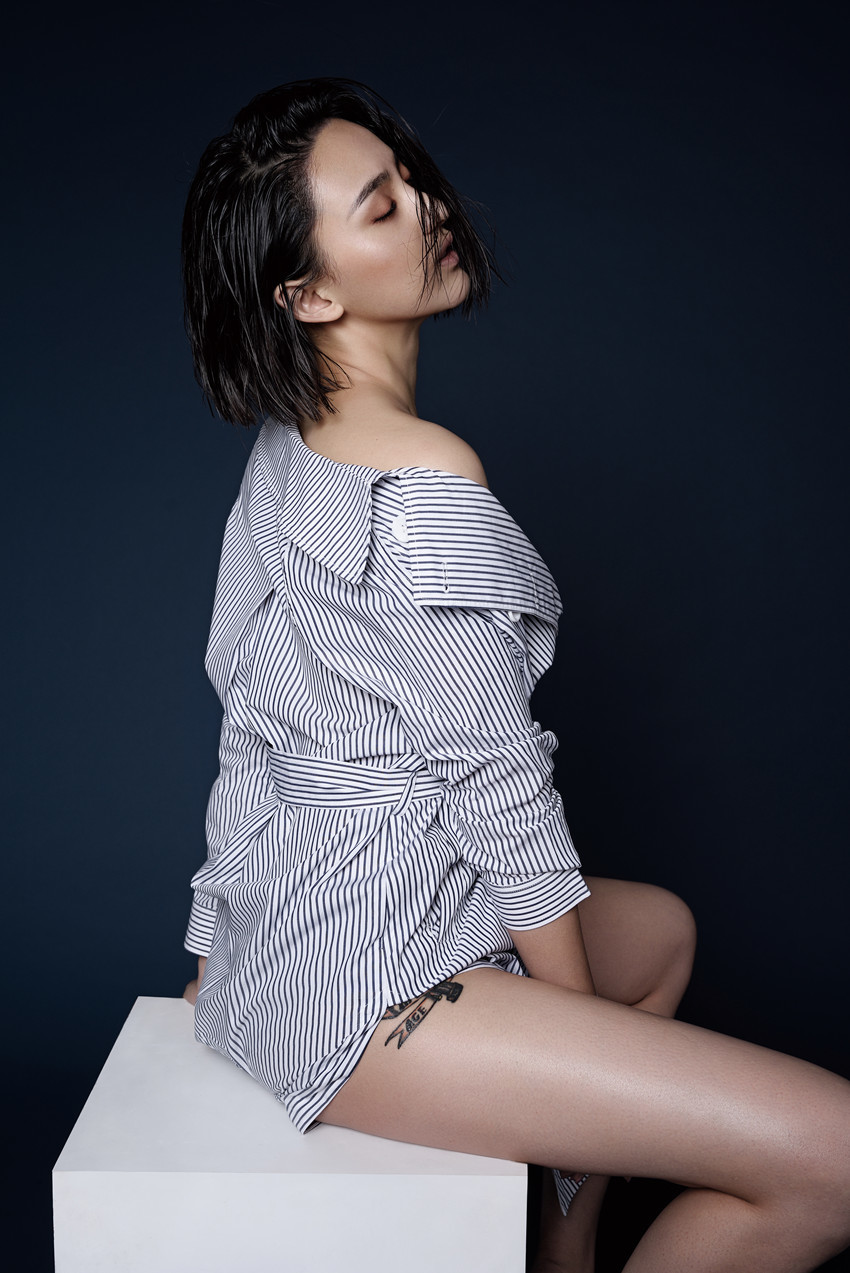 艾晓琪内衣_内衣美女