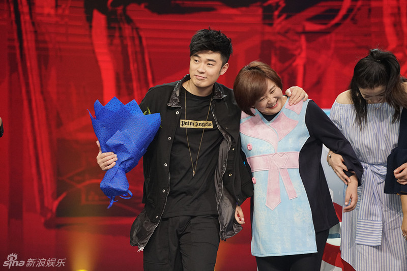 组图:陈赫加盟《喜剧》 重回舞台搭档贾玲-中国搜索头条