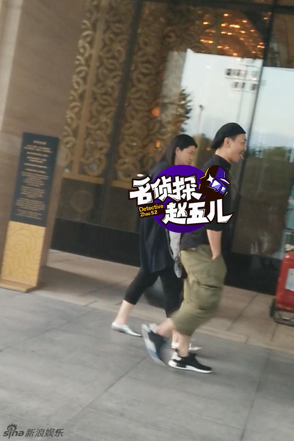 组图:吴樾要当爸爸啦 老婆挺大肚似怀孕五个月