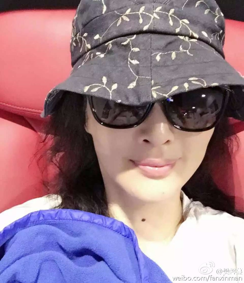 张纪中妻子私照气质佳 年过半百风韵犹存(组图)