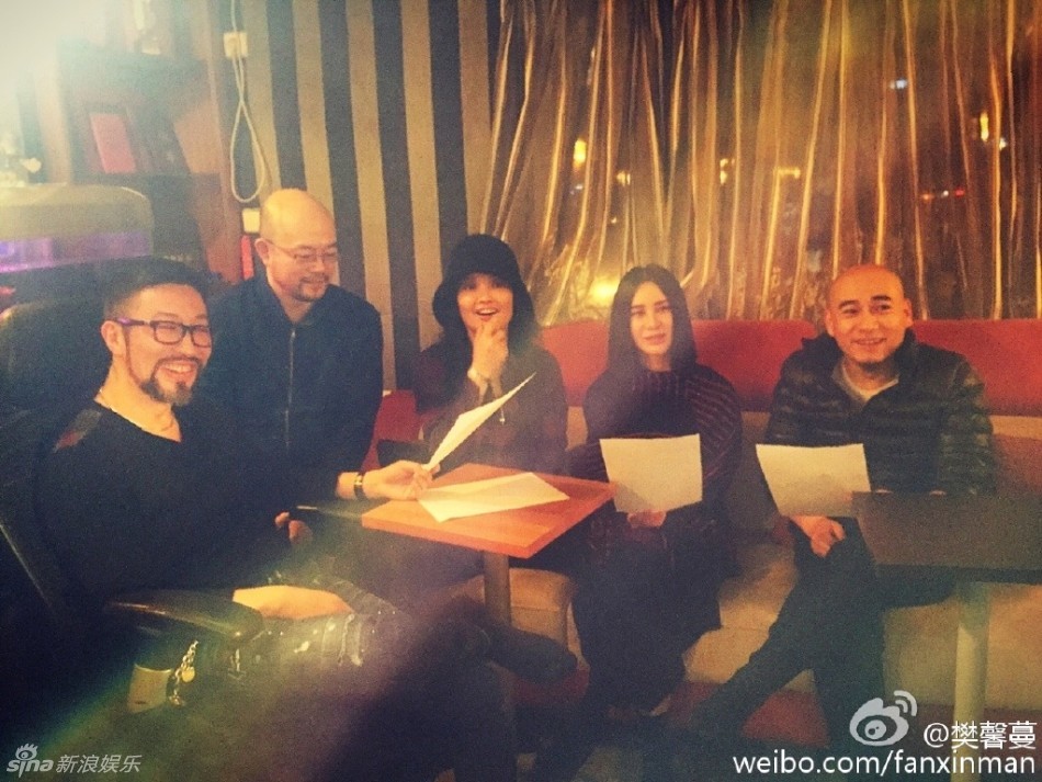 张纪中妻子私照气质佳 年过半百风韵犹存(组图)