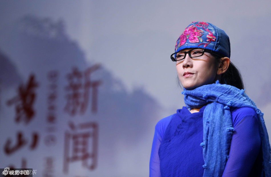 杨丽萍民族风气质佳 皮白肤嫩秀 魔爪