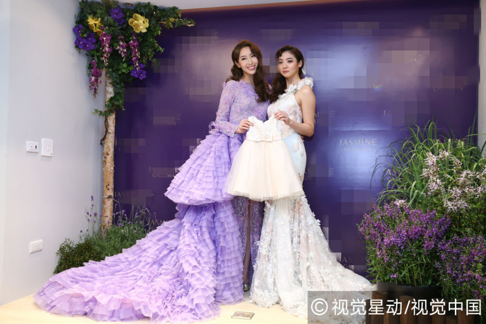 唐裙婚纱_唐嫣穿婚纱(3)