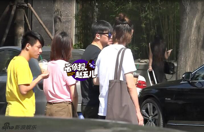 组图:俞灏明为好友刘欢跑腿 女友王浩燃爱相随_高清图集_新浪网