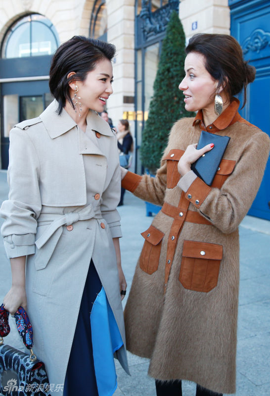 范冰冰张天爱刘涛巴黎看秀 同场竞艳谁胜一筹？