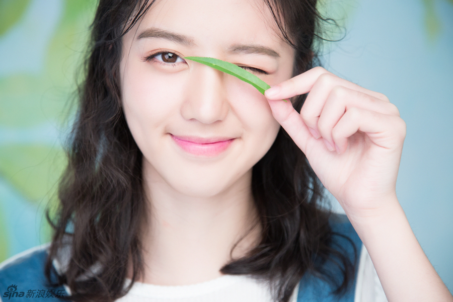 李凯馨生日写真曝光 元气少女活力逼人[9p]