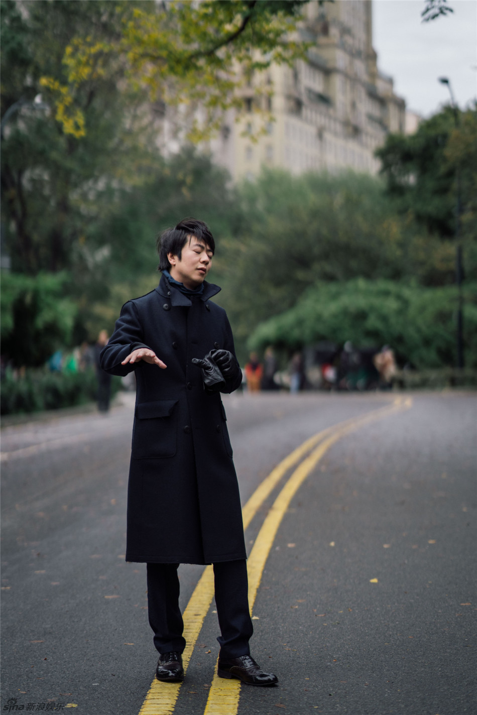 风衣落叶_秋天的落叶(2)