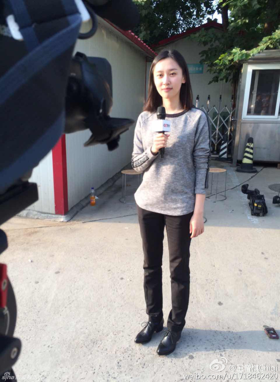 组图:央视90后女主播走红 网友:像"马蓉"_高清图集_新浪网