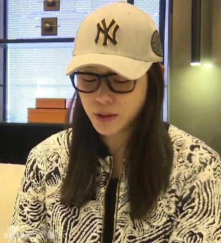 林丹出轨对象公开认错 被问如何相识泪奔