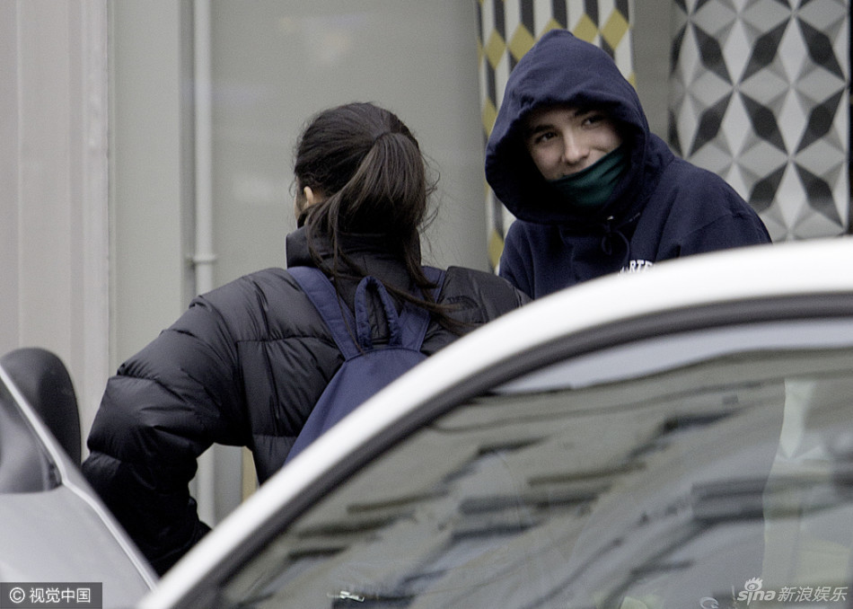 切赫头盔-乐鱼app(leyu)官方网站-乐鱼官网