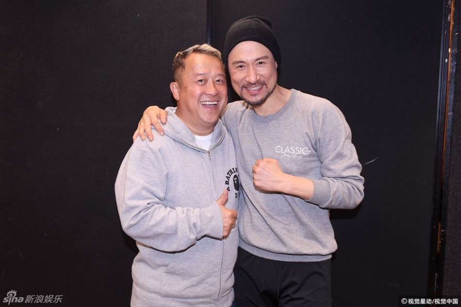 组图:张学友演唱会众星捧场 那英曾志伟都来了