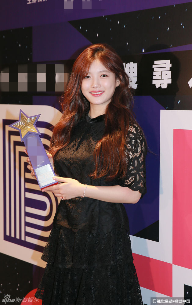 世界球星-爱游戏(ayx)官网网站_ayx.com