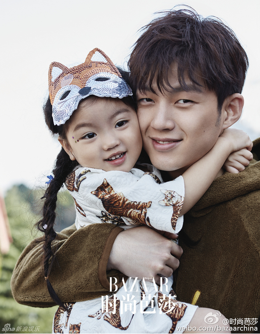 董力阿拉蕾合体拍大片 萌帅组合养眼暖心