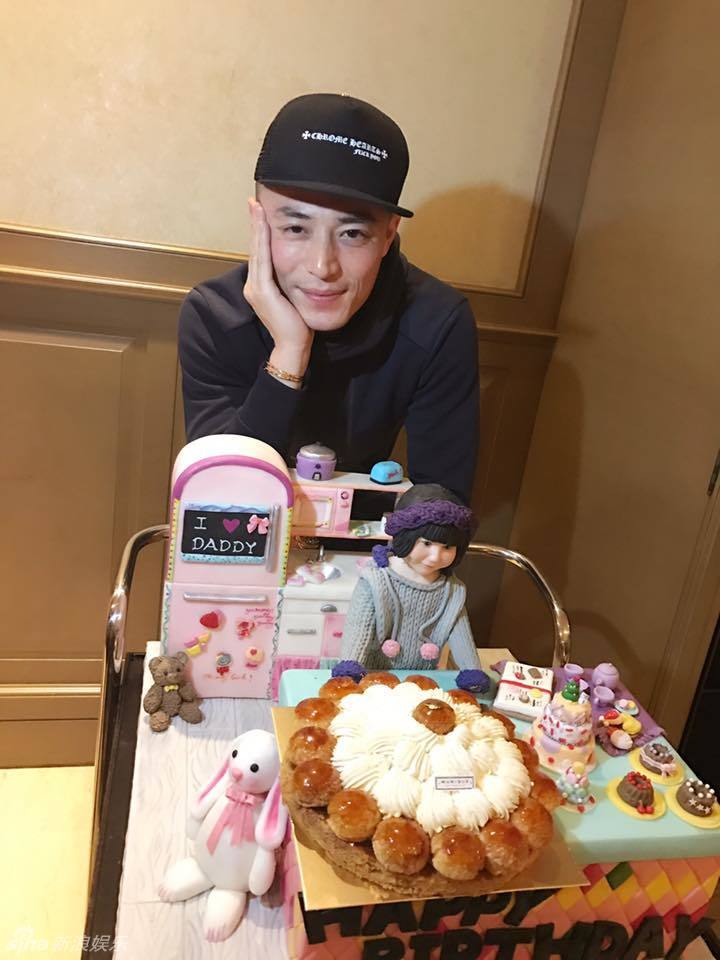 林心如晒照为霍建华庆生,难得的同框