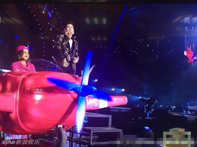 江苏跨年体验:古惑仔帅飞池昌旭拼中文