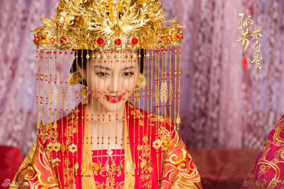 甘婷婷婚纱照_甘婷婷性感(2)