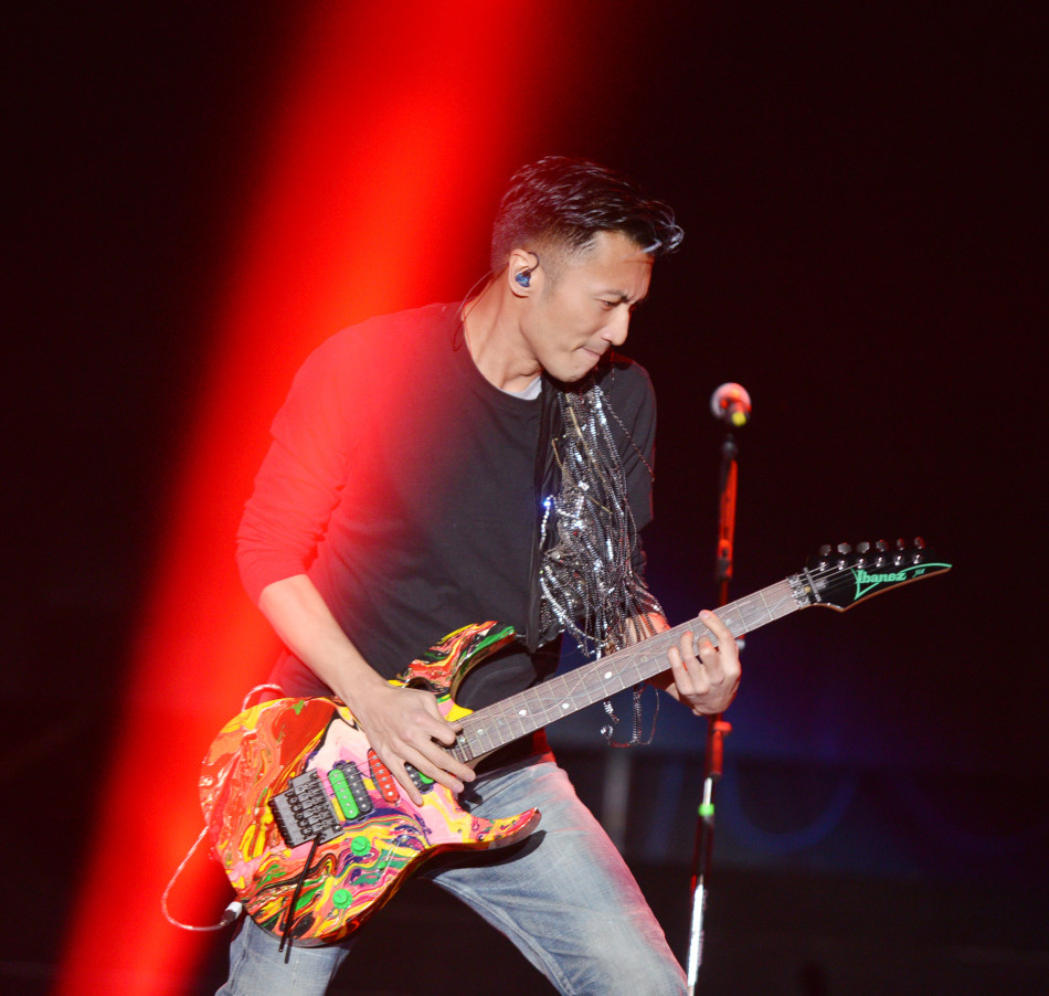 决战食神群星演唱会广州收官 谢霆锋压轴--扬子晚报网