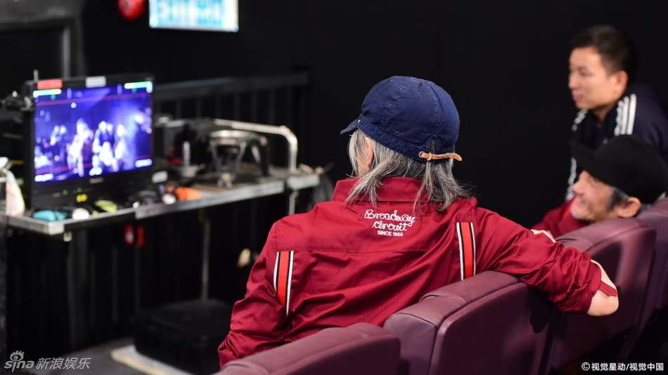 科萨诺维奇-万博·体育(ManBetX)官方网站_ManBetx