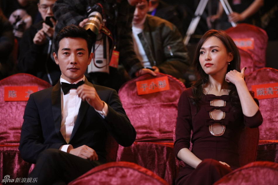 超甜!国剧盛典罗晋深情盯唐嫣 狂发狗粮[6P]|娱